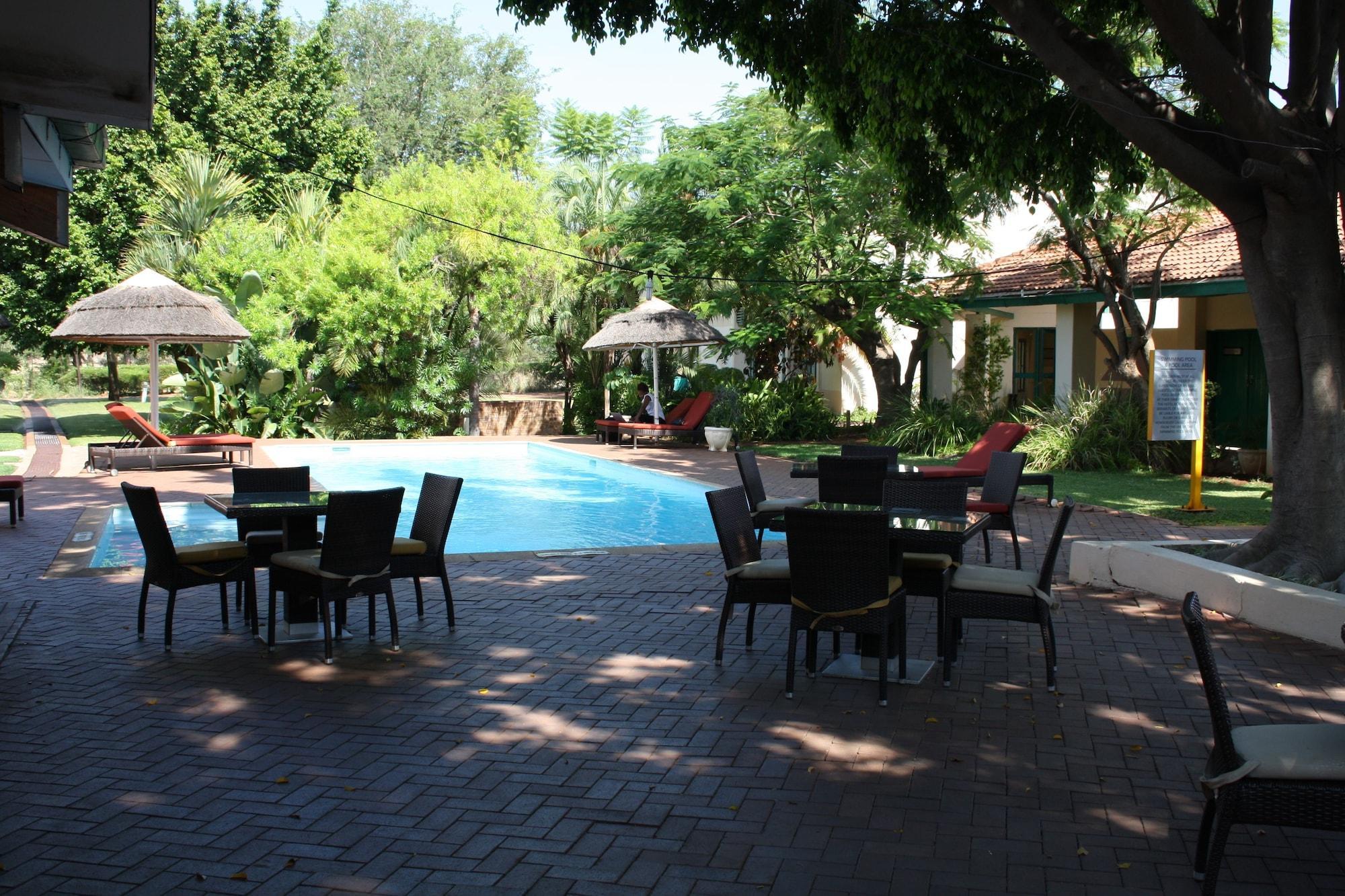 Cresta Bosele Hotel Selebi-Phikwe Ngoại thất bức ảnh