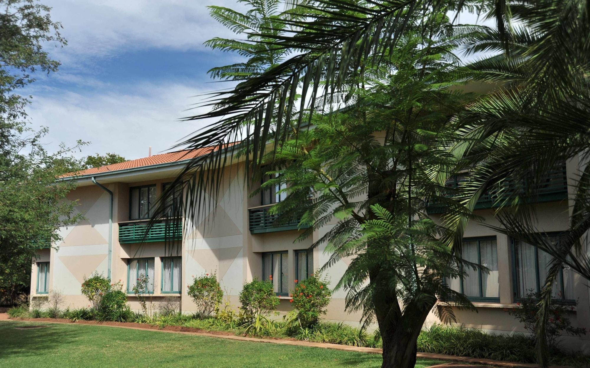 Cresta Bosele Hotel Selebi-Phikwe Ngoại thất bức ảnh