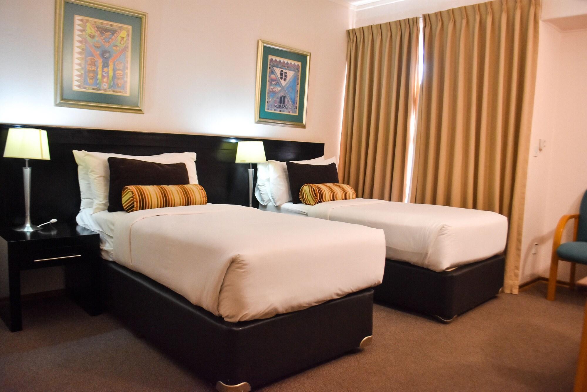 Cresta Bosele Hotel Selebi-Phikwe Ngoại thất bức ảnh