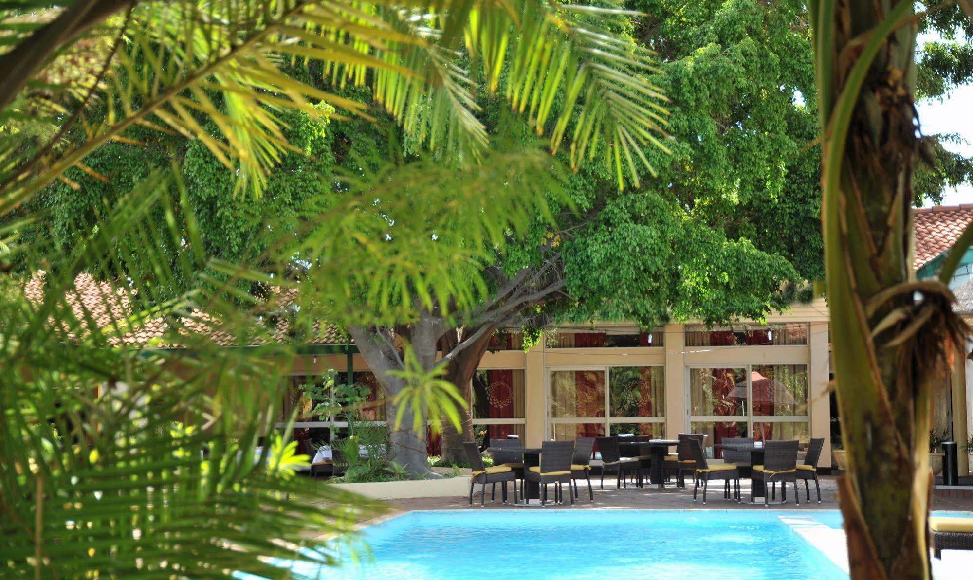 Cresta Bosele Hotel Selebi-Phikwe Ngoại thất bức ảnh